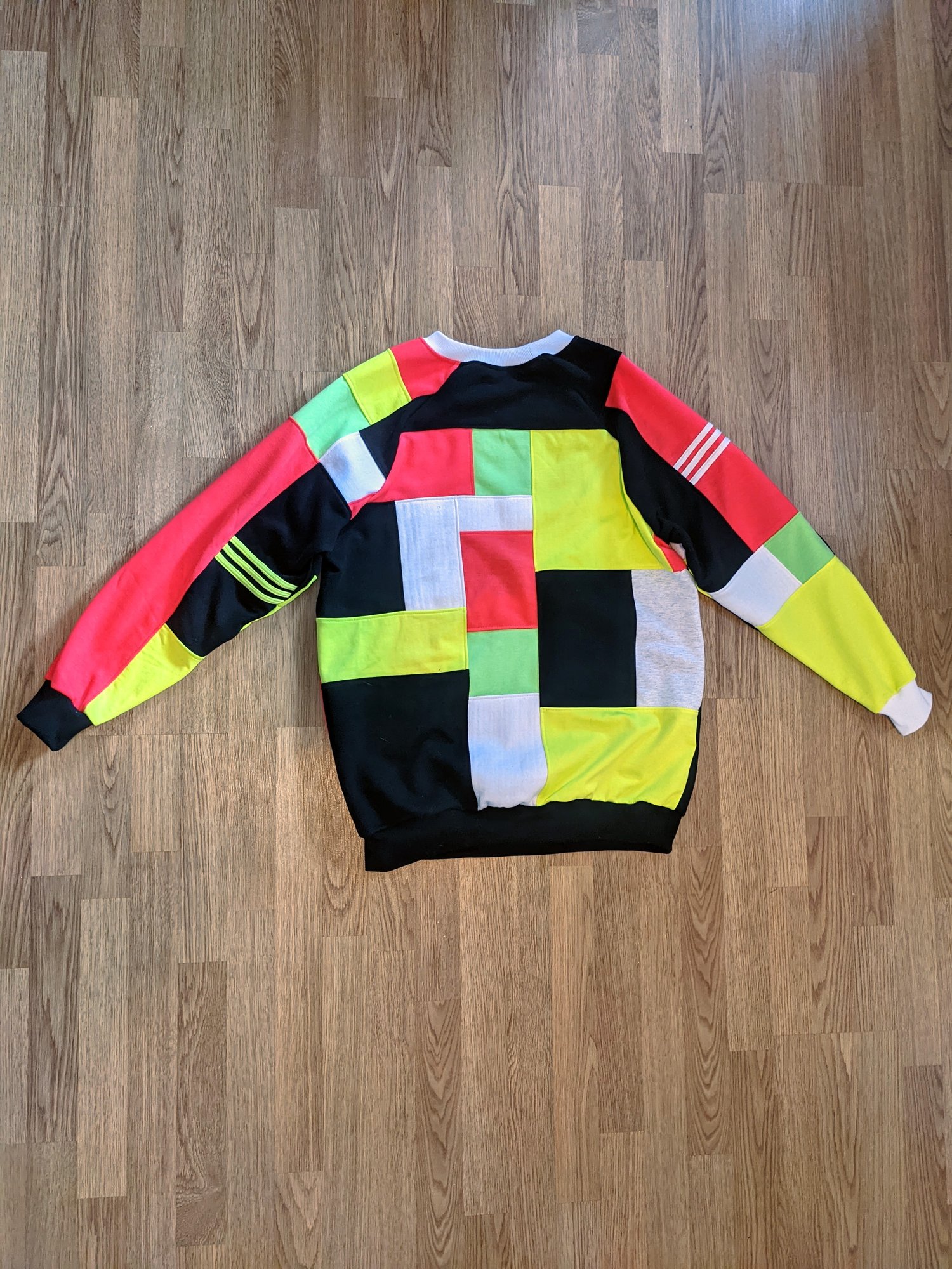 Image of OAK Men's Oversized Medium Neon Black and White Patchwork Crew Neck