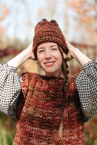 Image 2 of Mono Toque (Limited Merino Wool, shown in Oxido, more colours)