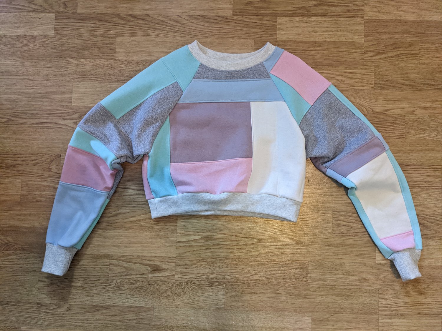 Image of OAK Pastel Scrap Patchwork Crop Crewneck