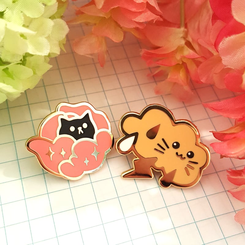 Cute cat pins