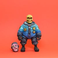 Image 1 of Skull Explorer (resin, hand painted)