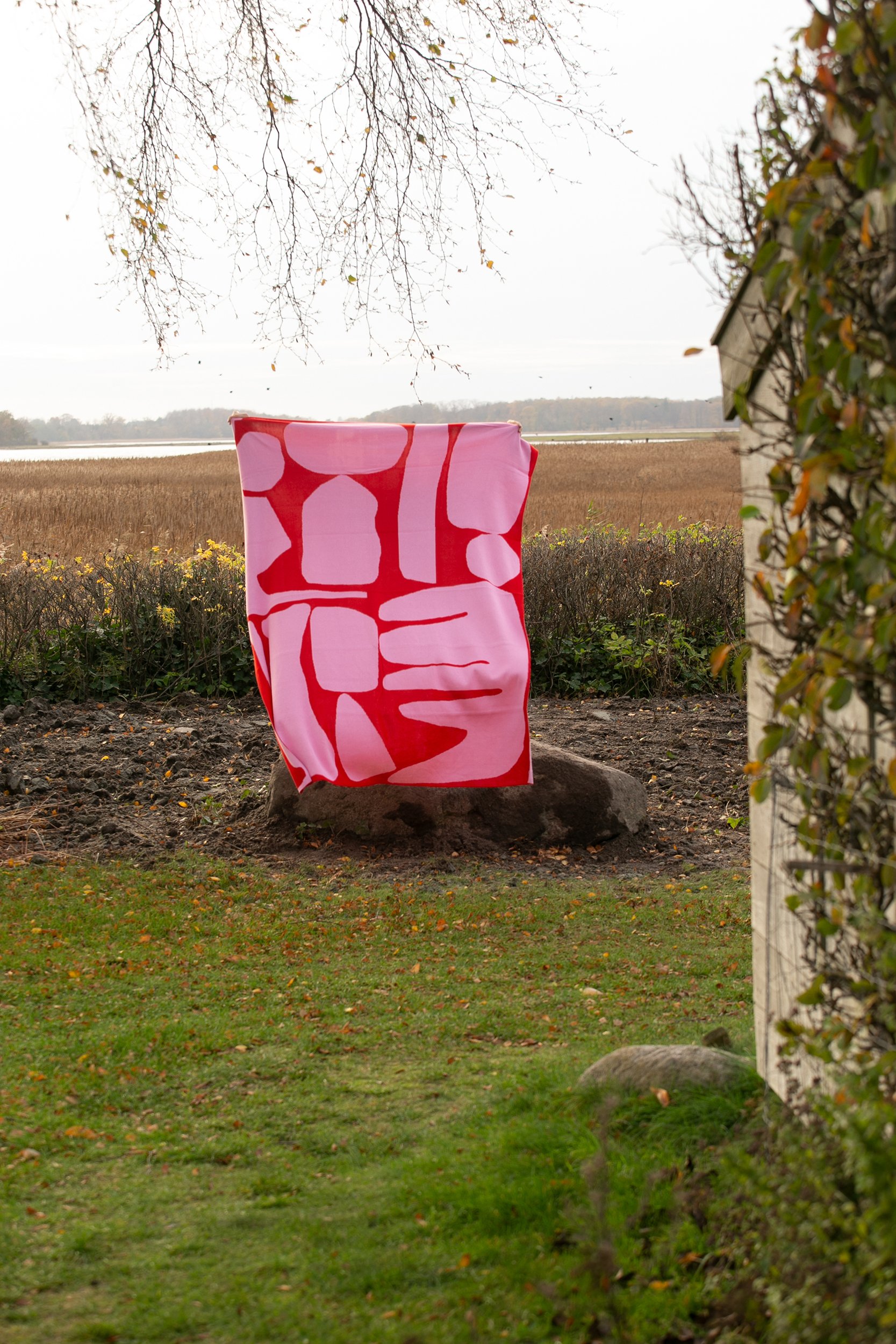 Image of Stack Blanket Pink/Red