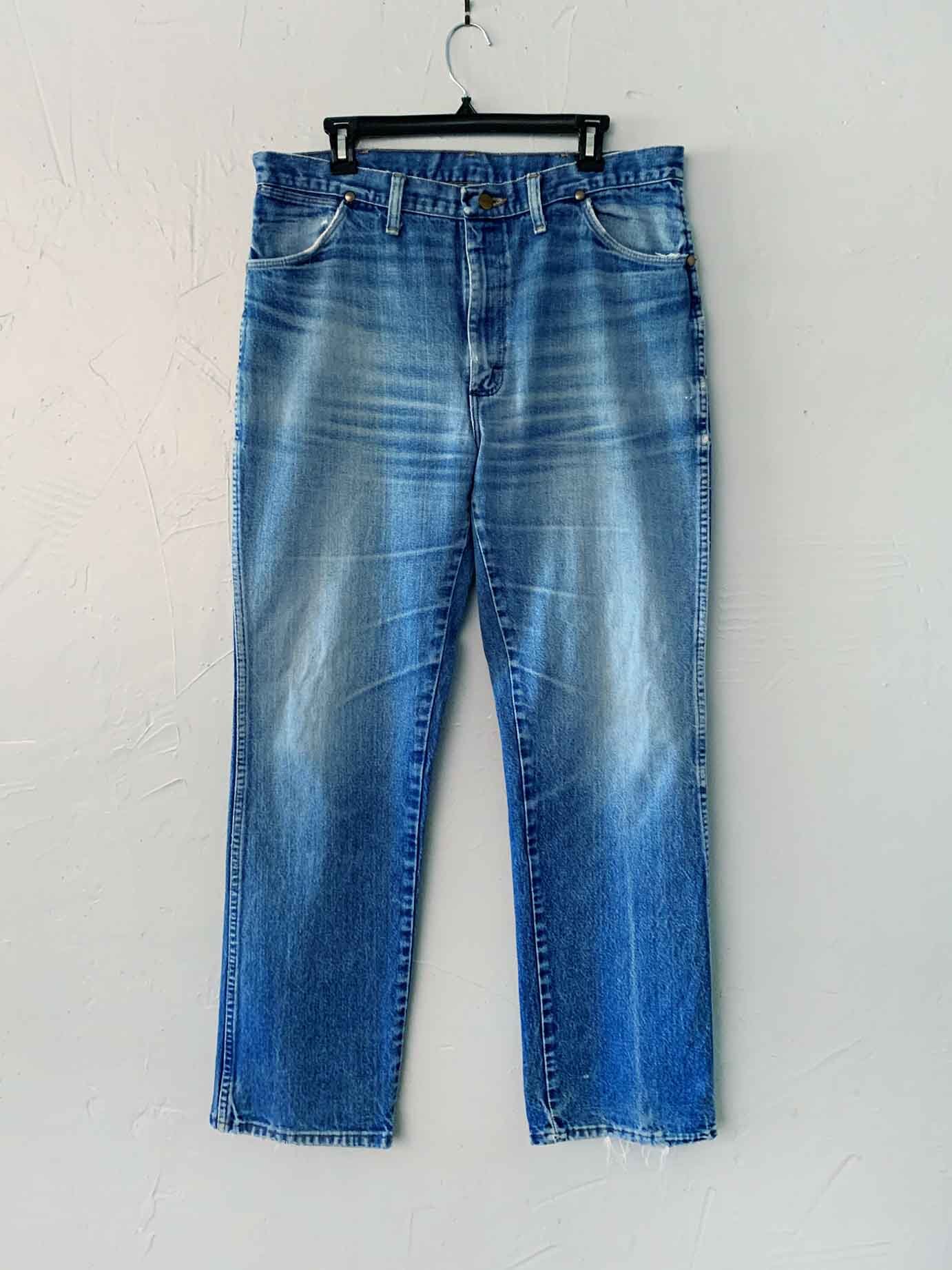 Image of Wrangler Jeans - Made in USA - 38x33