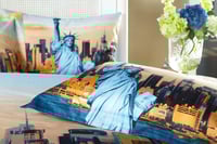 Image 3 of Dolce Mela - Statue of Liberty, King or Queen size 100% Cotton 6 Piece Duvet Cover Sheet Set  