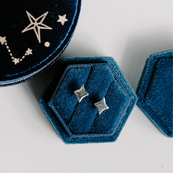 Image of 4 point star collection