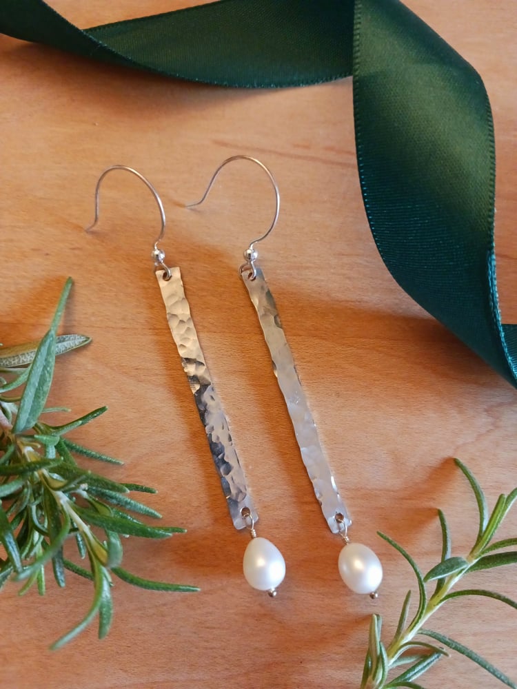 Image of Sterling "Tinsel" Earrings with Pearl Drop 4WM