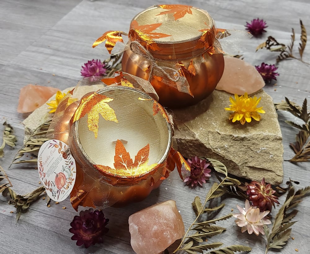 Image of PUMPKIN OUD SOY CANDLE
