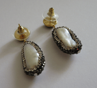 Image 5 of Kate Middleton Duchess of Cambridge Inspired Replikate Natural Baroque Freshwater Pearl Earrings