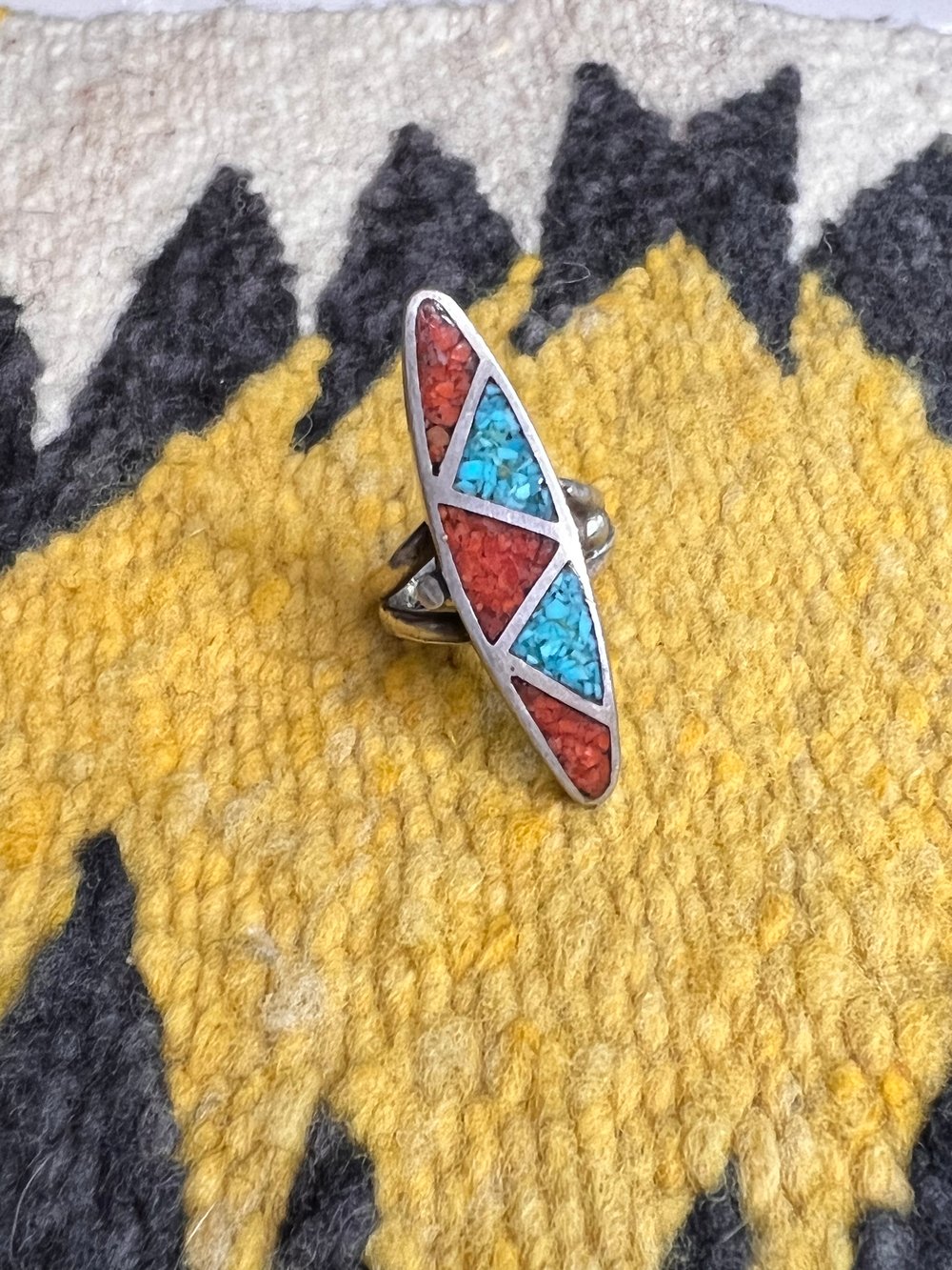 Sterling & Crushed Turquoise/Crushed Coral Ring (5.75)