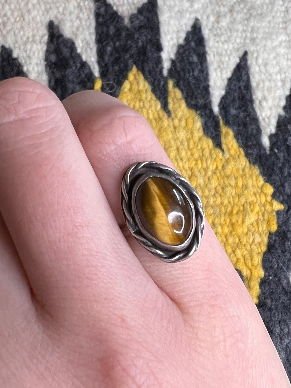 Sterling & Oval Tigers Eye Ring (6)