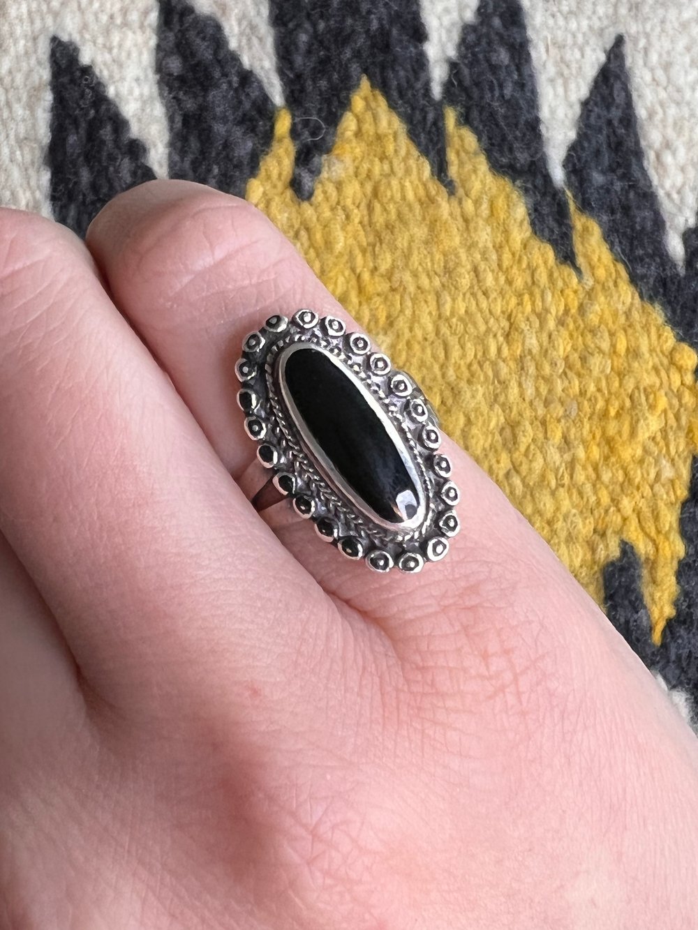 Sterling & Onyx Oval Ring (6.75)