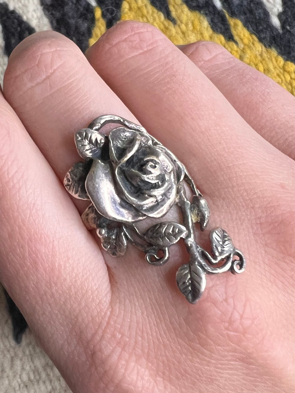 Silver Rose Knuckle Ring (9.25)