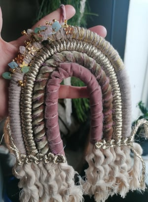 Beaded macrame rainbow pearly pink 