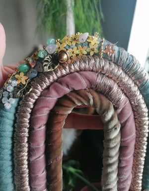 Beaded macrame rainbow Lauren and pinks