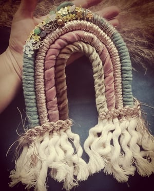 Beaded macrame rainbow Lauren and pinks