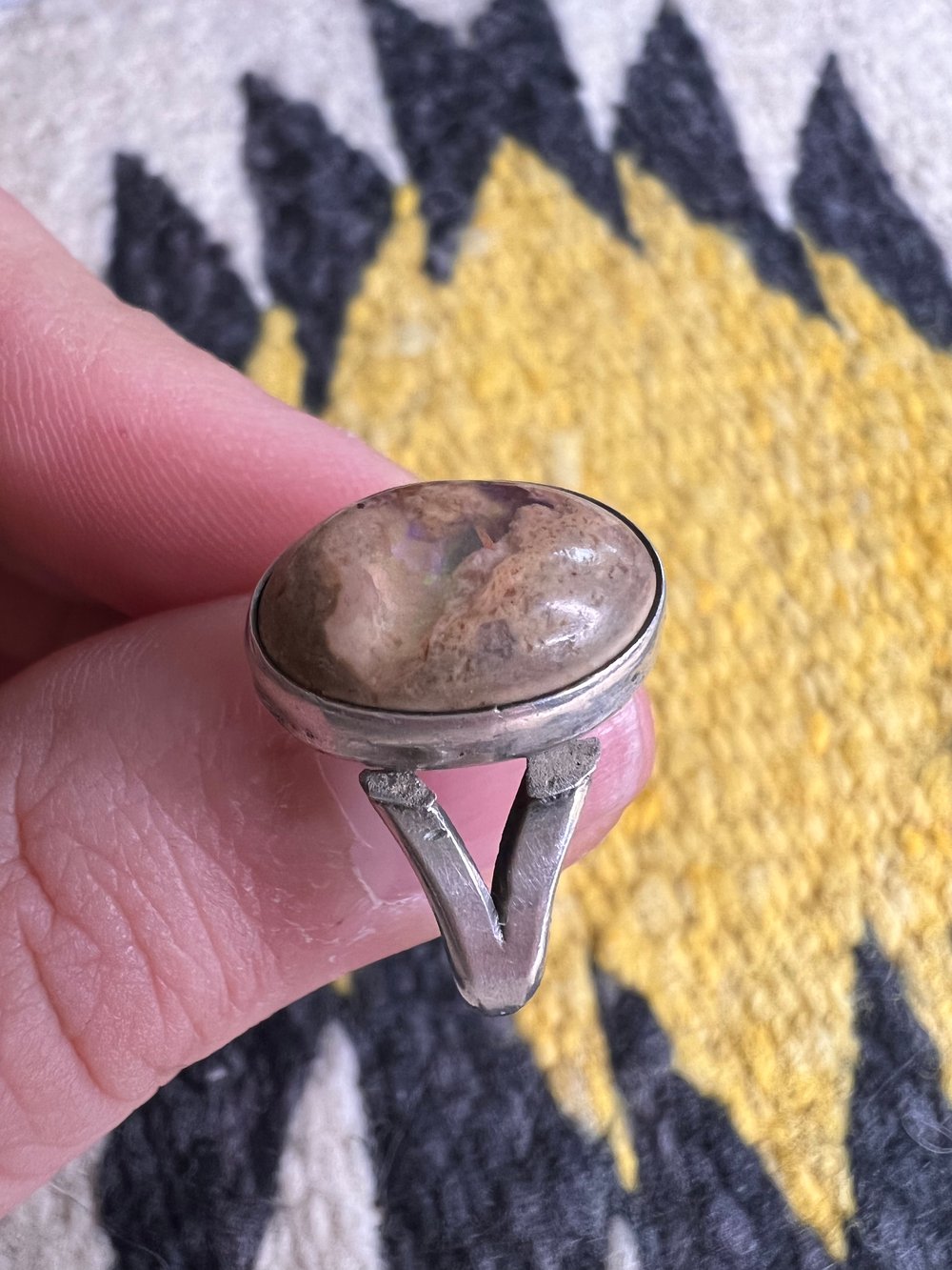 Sterling & Pearlescent Stone Ring (8.25)