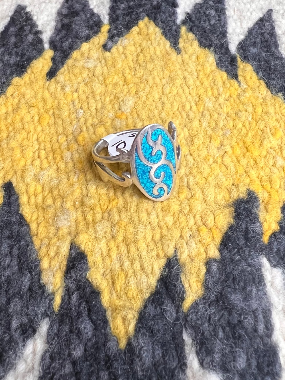 Sterling & Crushed Turquoise Swirl Detail Ring (10.5)
