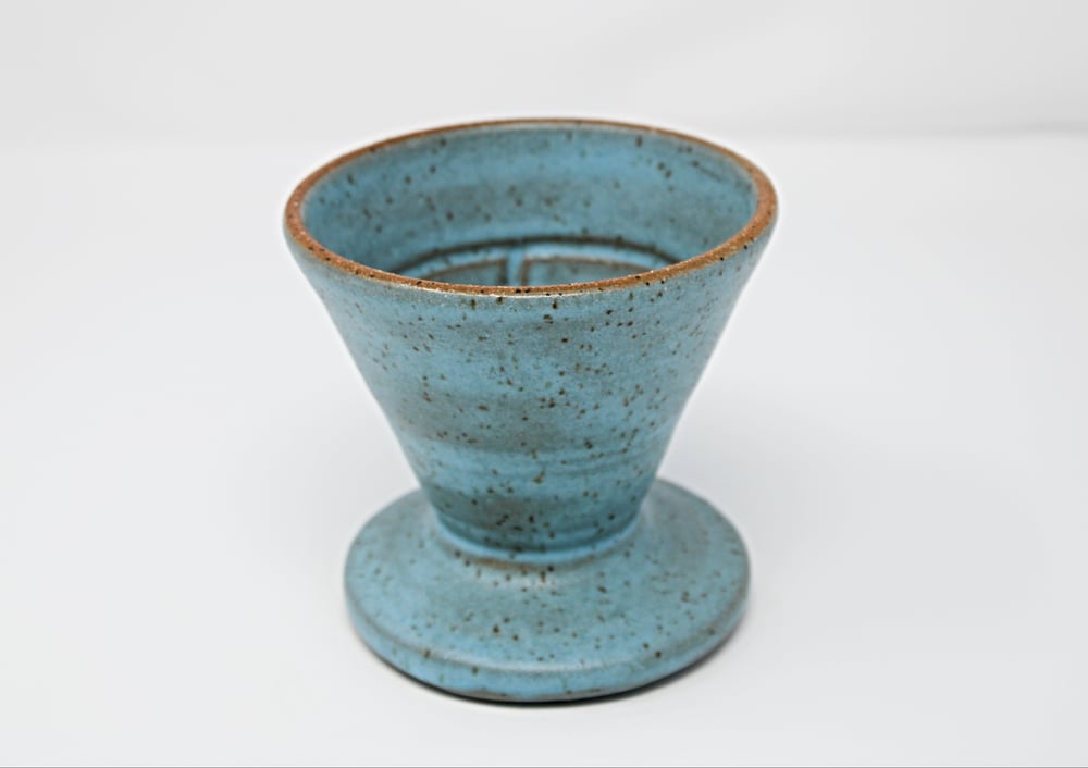 Image of Coffee Pour Over - Skyblue, Speckled Clay