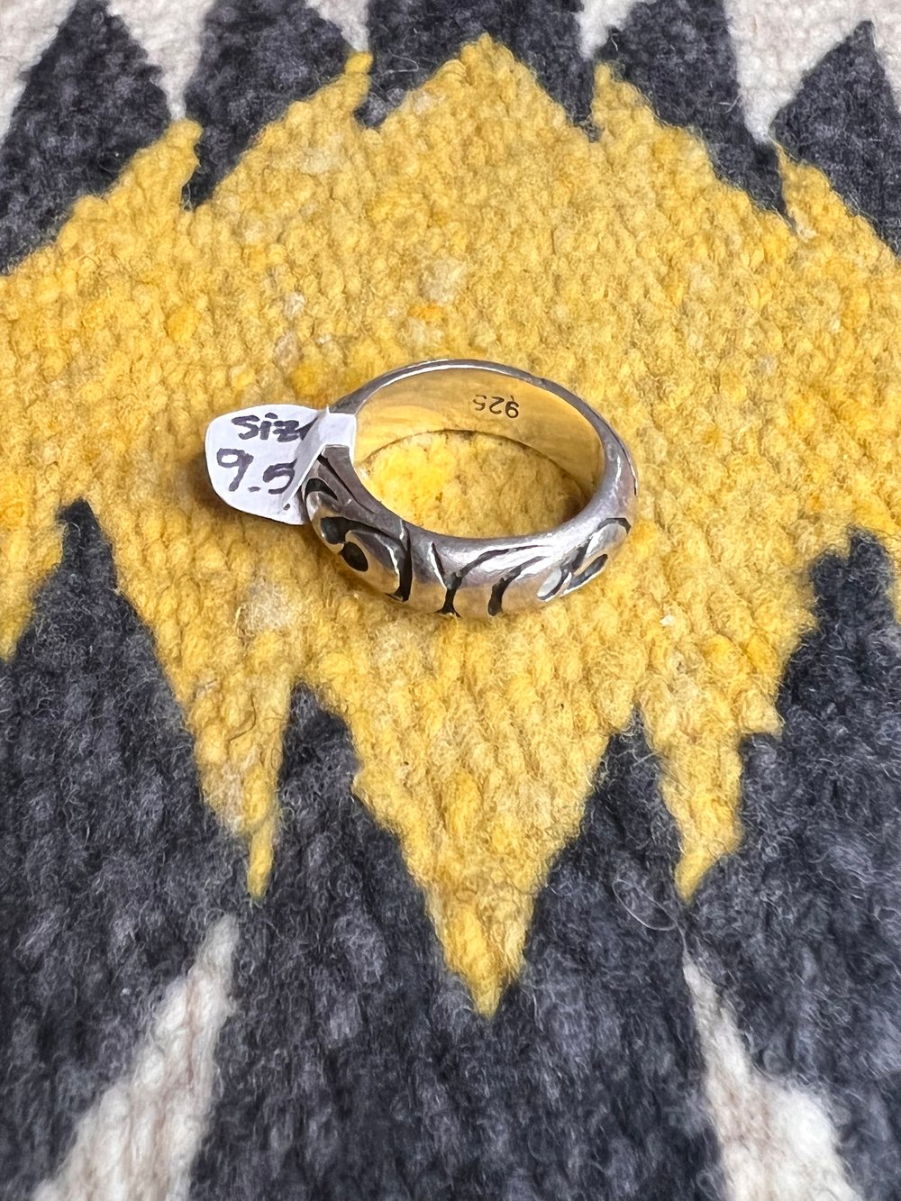 Sterling Thick Detailed Band (9.5)