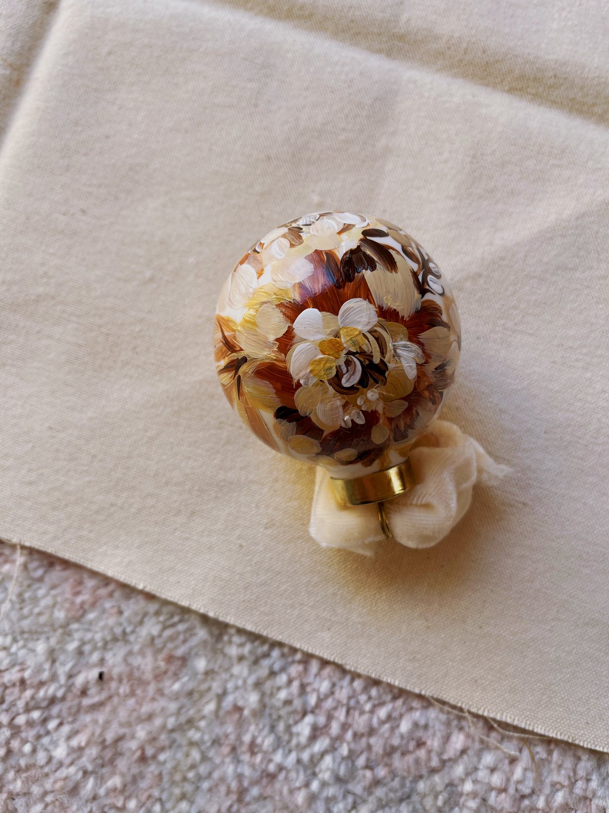 Image of Butterscotch Ornament (SALE 2022 DESIGN)