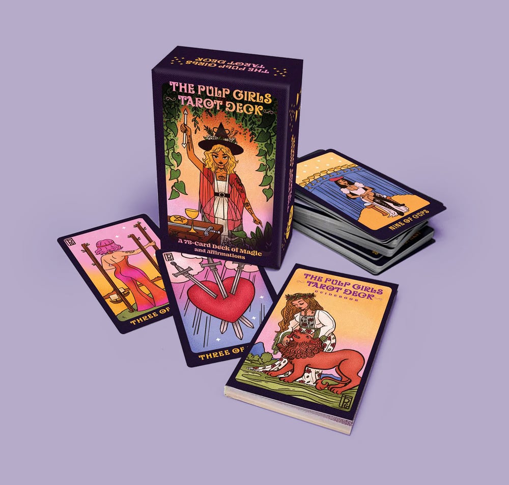 Image of THE PULP GIRLS TAROT DECK