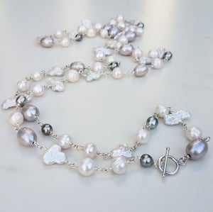 Fresh Water & Tahitian Pearl Mix Necklace