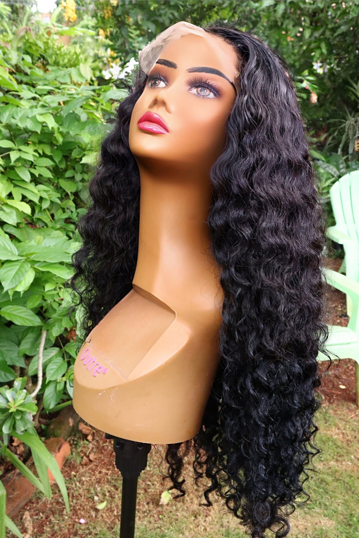 Image of Keisha 20" Super Wavy Curly Crown