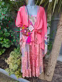 Image 3 of Kimono and cami set -peach reduced for marks on it