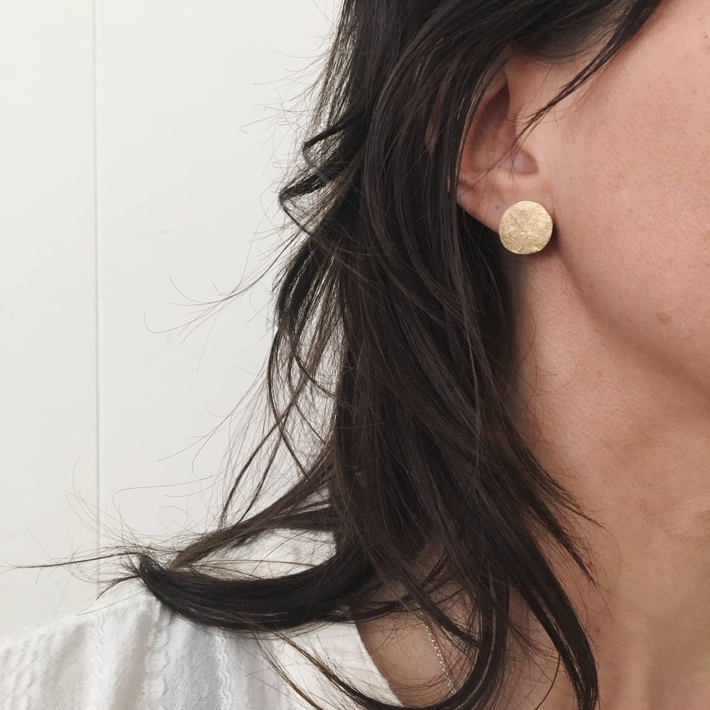 Brass Hammered Earrings Round