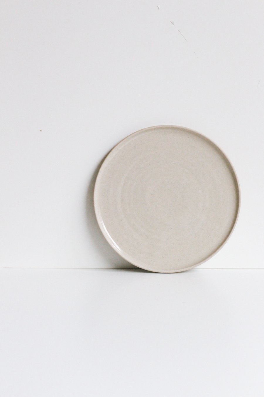 Image of Dinner Plate / Stone