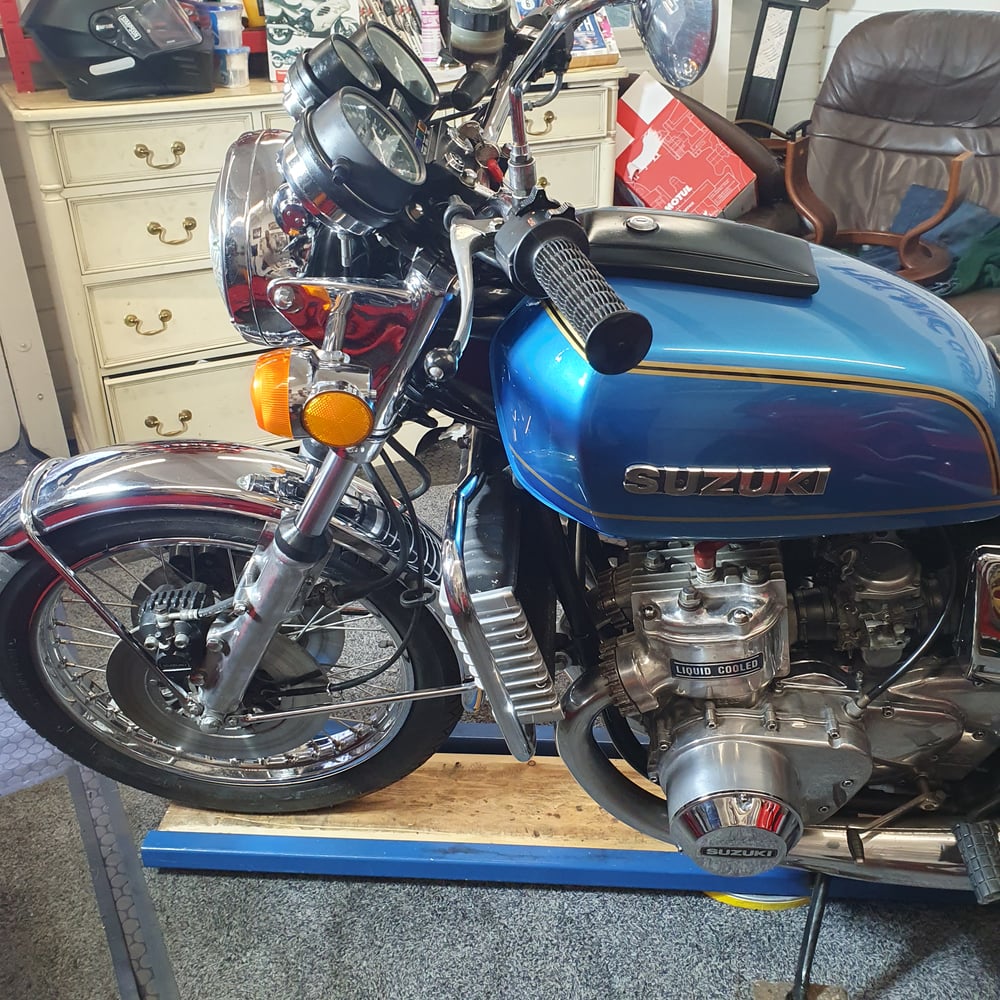 1976 Suzuki gt750a 