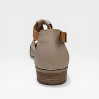 Image 5 of ROAMERS MAE SILVER GREY/COCONUT