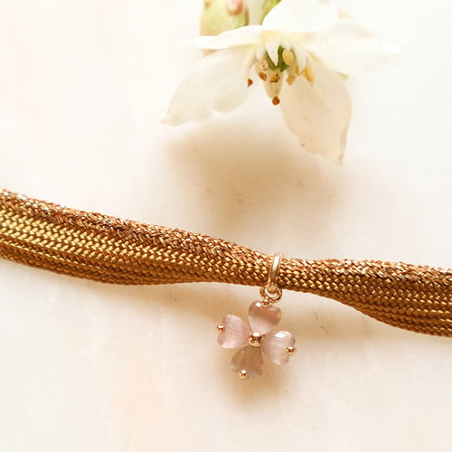 Image of Bracelet fleur rose sur lien curry