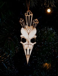 Image 4 of JARNVID Yule Decor Pack: 1 Deer Skull + 1 Cat Skull + 1 Raven Skull (3 decor items total)