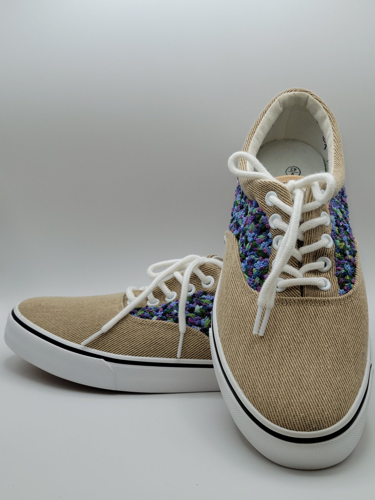 hand embroidered shoes