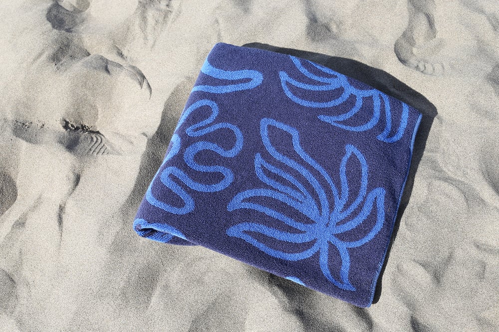 Image of Paint Peace Towel <div>Pool & Navy</div>