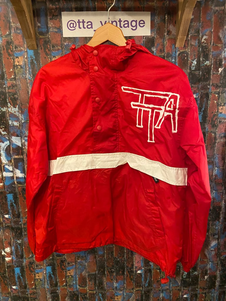 *NEW ITEM* Red & White Jacket Image 2