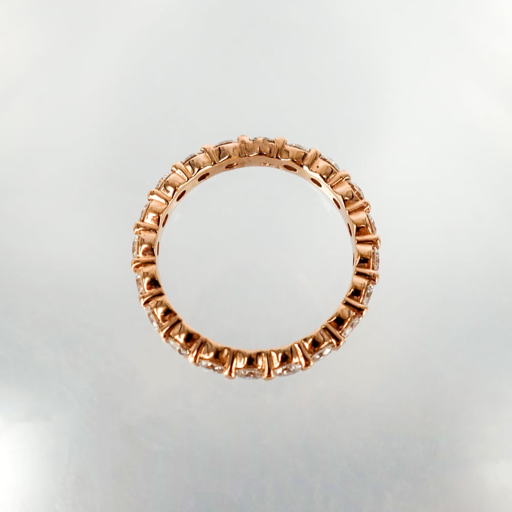 Image of 18ct rose gold full circle diamond set ring. PJ5557