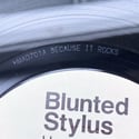 Blunted Stylus / Resin Dogs - GRINNIN' - 7inch feat' LAZY GREY 45rpm