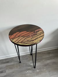 Image 4 of Desert Glow Circlular Table