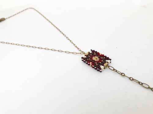 Image of Beaded rug pattern lariat necklace (Maroon tones) 