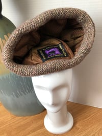 Image 5 of H.O.D. Knitted Brim Hat Beige & Tan Zebra Pattern Velvet Crown W/Tan Sparkle Knit Brim
