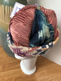Image 3 of H.O.D. Knitted Brim Hat Pale Pink Pinched Velour & Denim Panel Crown W/Floral Knitted Brim
