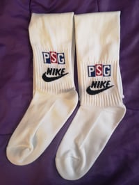 NIKE PSG SOCKS SIZE 8.5US TO 10US 42EUR TO 44EUR