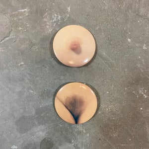 YOKO ONO MY MUMMY WAS BEAUTIFUL BUTTONS