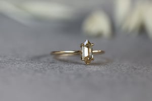 Image of 18ct yellow gold, long hexagonal, pale citrine diamond ring (IOW200)
