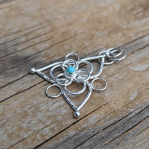 Image of Silver snowflake pendant with turquoise 