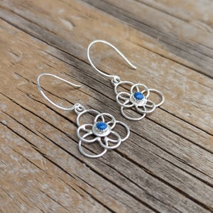 Image of Elegant floral dangle earrings