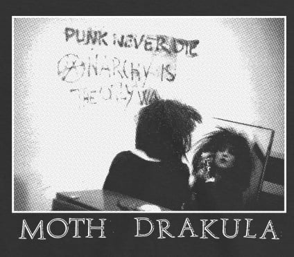 Moth Drakula - Punk Never Die - Shirt 