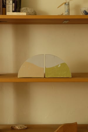 Bookend 4